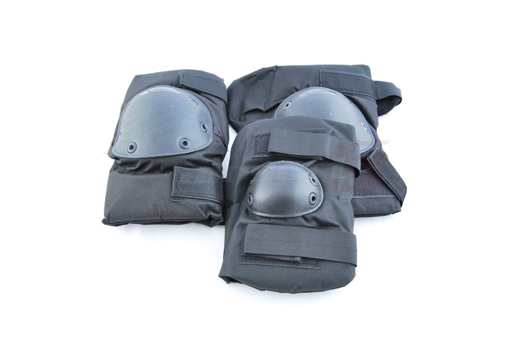 8Fields set genunchiere + cotiere Negru